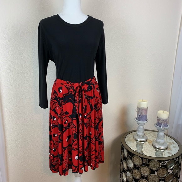 Norma Kamali Dresses & Skirts - 🍂KamaliKulture Red/Black Floral Dress Sz L